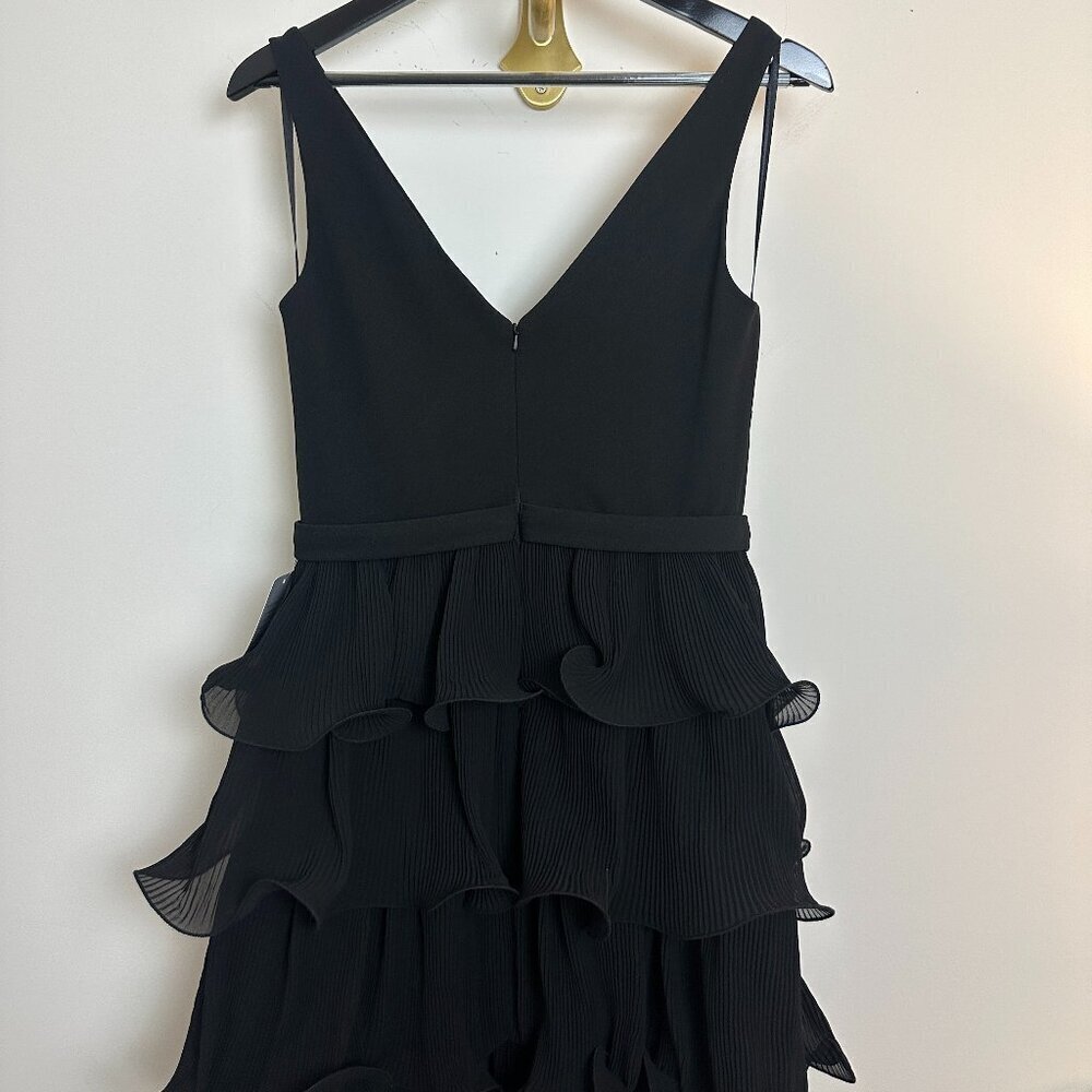 BETSY & ADAM Eleni Tiered Wire Ruffle Gown in Black Size US 6 NWT - Picture 10 of 11